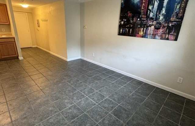 6 Greenbriar Drive Gallery 4