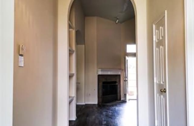 3329 Heatherbrook Drive Gallery 2
