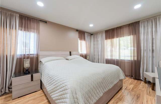 2108 Bel Aire Drive photos photos