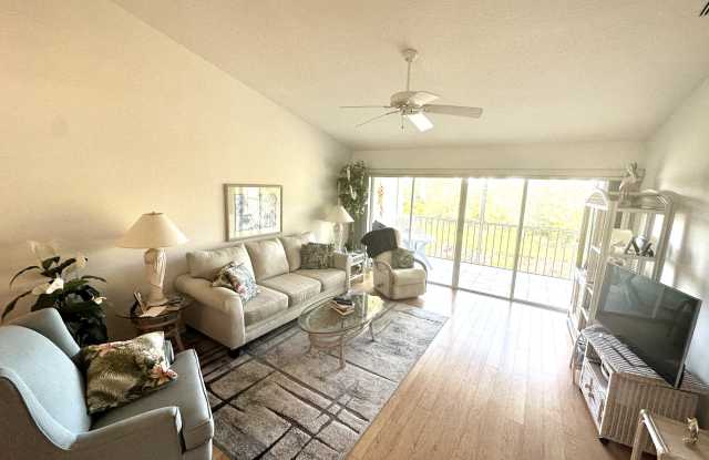 204 Silver Lake Drive #203 Gallery 2