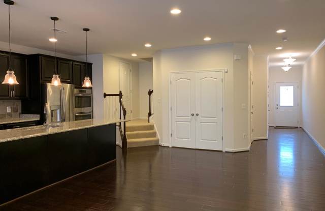 42482 BENFOLD SQUARE Gallery 4