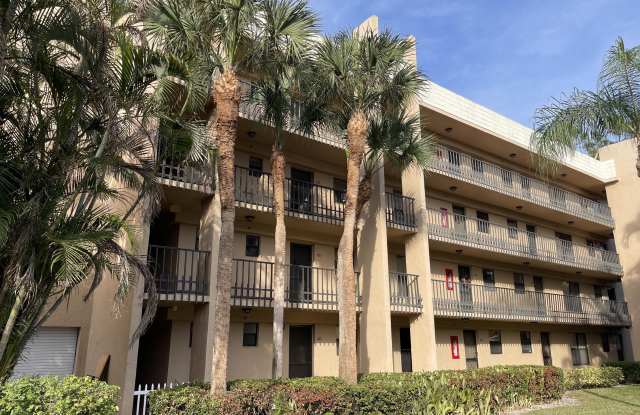 4760 Lucerne Lakes Boulevard - 4760 Lucerne Lakes Boulevard, Palm Beach County, FL 33467