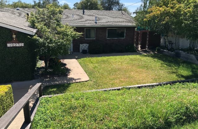 10231 Buena Vista Dr - 10231 Buena Vista Drive, Jackson, CA 95642
