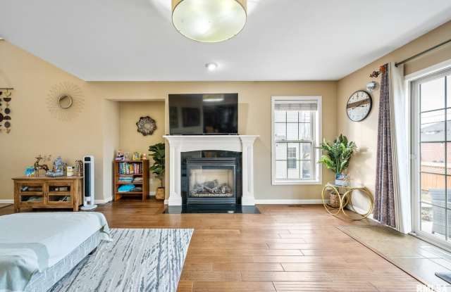 2321 W KENFIELD Court Gallery 4