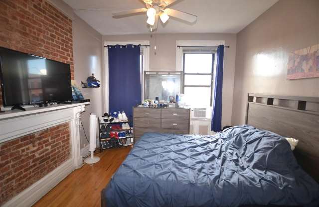 233 CLINTON ST - 233 Clinton St, Hoboken, NJ 07030