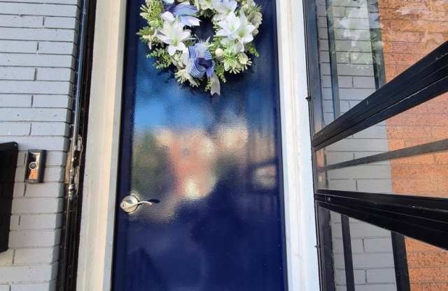 1816 N WASHINGTON Street Gallery 3