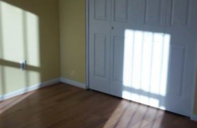 2202 Brookfield Ave Apt 3 - 2202 Brookfield Avenue, Baltimore, MD 21217