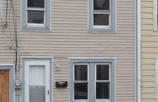 Schedule a showing NOW! photos photos