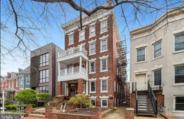 623 6TH Street NE Gallery 1