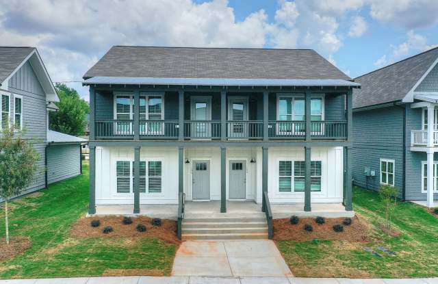 THE VIEW ON NORTH- PRE-LEASING FOR AUGUST 2025! - 137 Berlin Street, Athens, GA 30601
