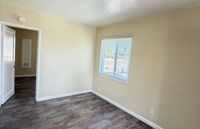Top-Floor Corner Gem in the Heart of Normal Heights Gallery 4