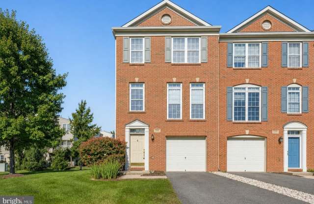 5251 PRAIRIE WILLOW Way Gallery 1