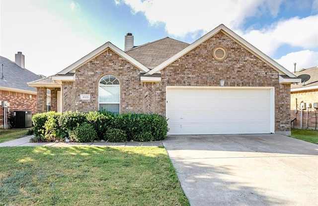 4512 Fir Drive - 4512 Fir Drive, Fort Worth, TX 76244