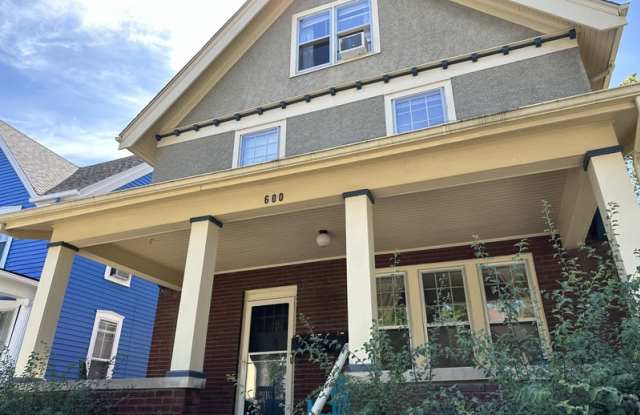 600 Catherine Street photos photos