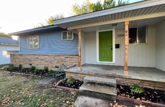 NEWLY RENOVATED 3 Bed / 1 Bath in Midtown, Coming Soon! photos photos