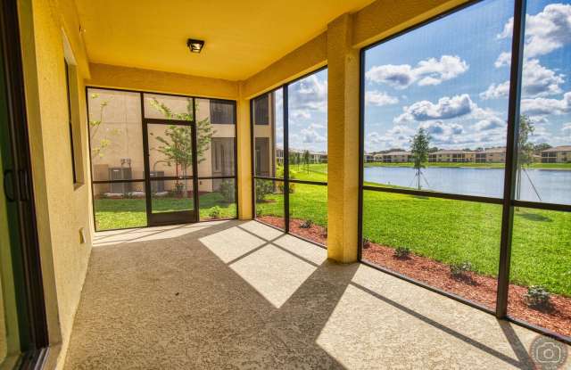 Annual Unfurnished Rental – Coach Home 3 Bedrooms, 2 Baths, 2 Car Garage, with Resort Like Amenities – Gran Paradiso Community! Gallery 3