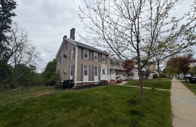 25 W Main St photos photos