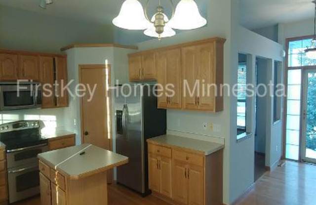 9407 Cherrywood Avenue North Gallery 4