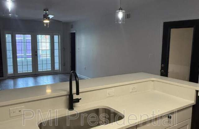 107 West Brookland Park Boulevard photos photos