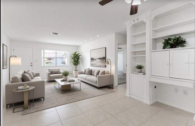 6520 MEADOWBROOK Lane Gallery 4