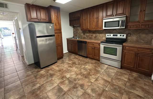 310 Ella St photos photos