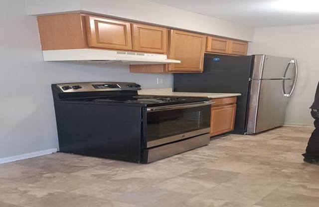 1355 Imperial Ct - 1355 Imperial Court, Troy, OH 45373