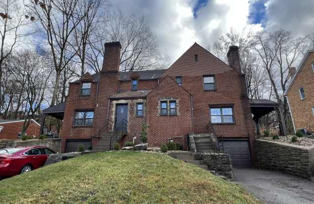 138-140 Mount Lebanon Boulevard - 138-140 Mount Lebanon Boulevard, Allegheny County, PA 15228