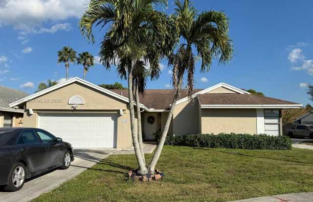 3138 NW 109th Ter photos photos