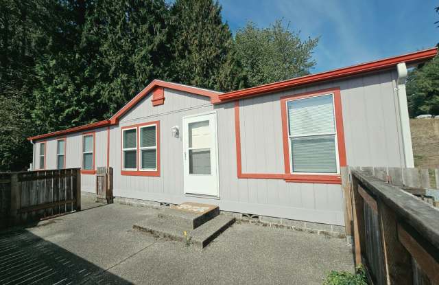 Bremerton Home with Kitsap Lake Views and Spacious Outdoor Space Gallery 1