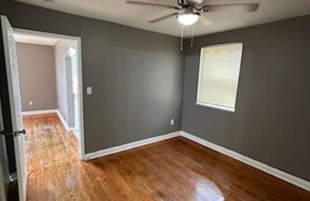 3151 Gobel Avenue - 4 photos photos