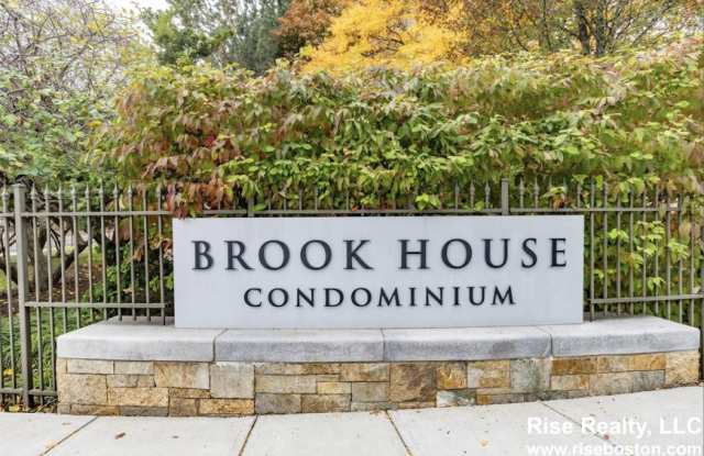 77 Pond Ave. - 77 Pond Avenue, Brookline, MA 02445