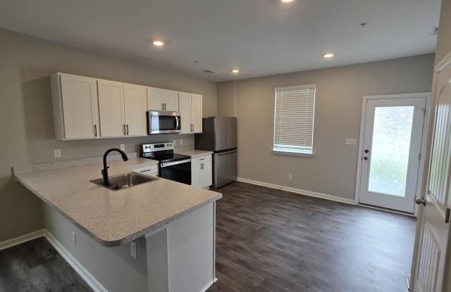 124 Willowtree Ln Gallery 4