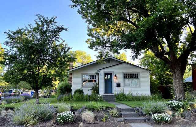 Charming Historical Home, Desirable Downtown Location. Flexible Lease Terms, 30-day Min. All Utilities Incld. photos photos Charming Historical Home, Desirable Downtown Location. Flexible Lease Terms, 30-day Min. All Utilities Incld. photos photos