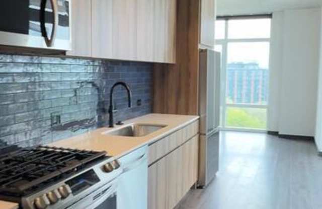 2165 W Lake st photos photos 2165 W Lake st photos photos