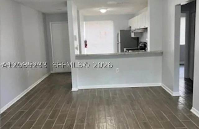 8033 SW 21st Ct photos photos