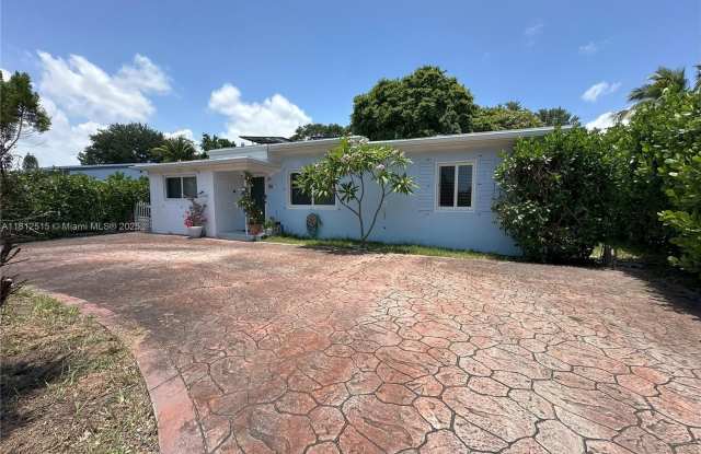85 NW 126th St - 85 Northwest 126th Street, North Miami, FL 33168 85 NW 126th St - 85 Northwest 126th Street, North Miami, FL 33168