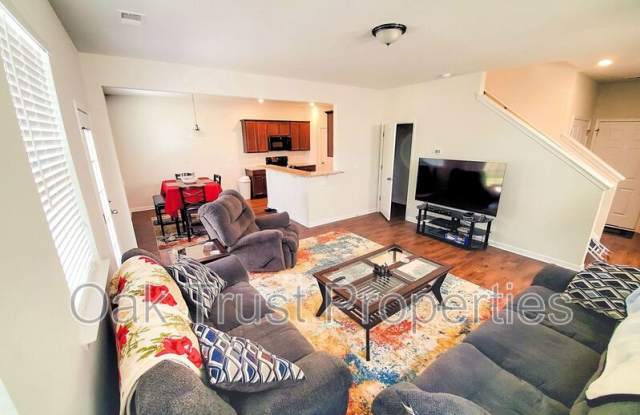 220 Lazy River Lane Gallery 4