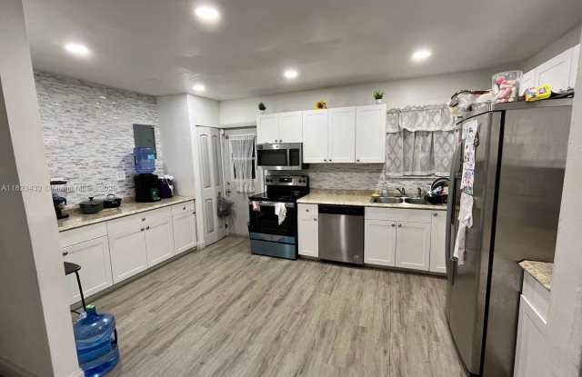 220 North 66th Avenue photos photos