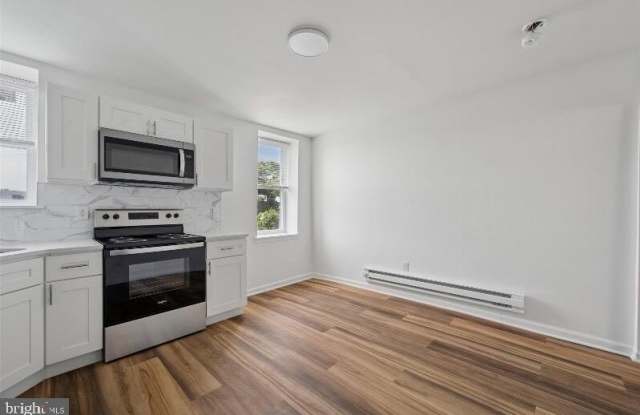 6123 GLENMORE AVENUE photos photos