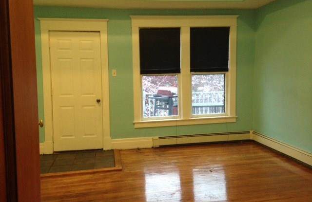 39 Richmond Avenue Gallery 2