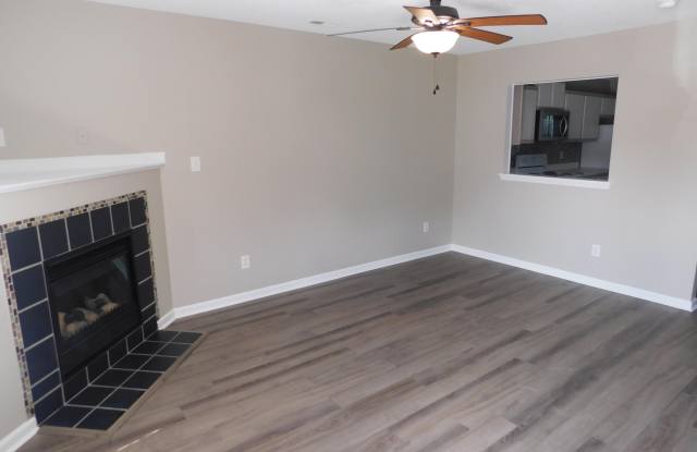 203 Spring Meadow Circle Gallery 2