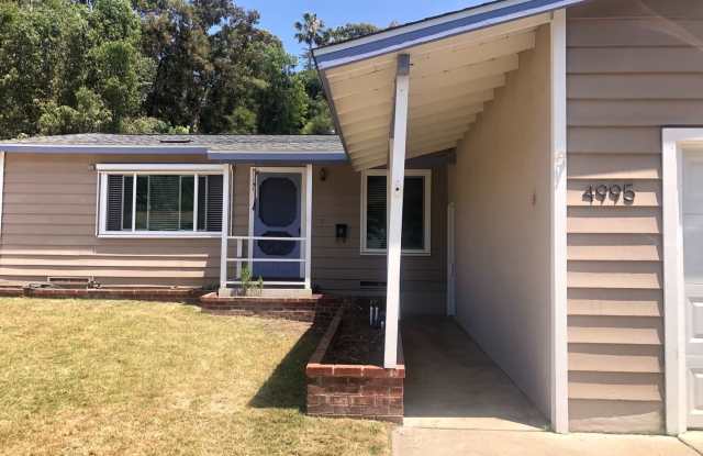 4990 Tierra Baja Way - 4990 Tierra Baja Way, San Diego, CA 92115