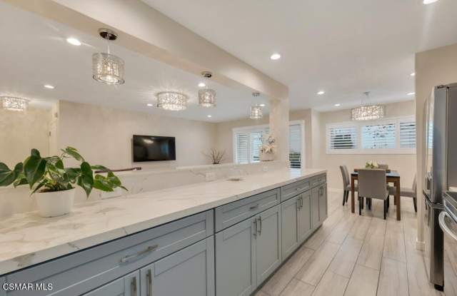 4642 Park Granada unit: 161 photos photos