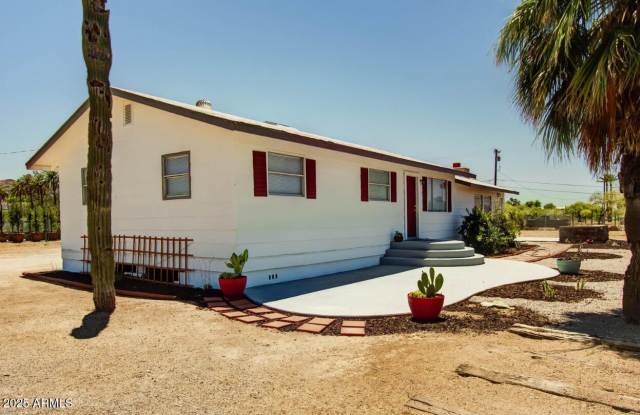 6445 S 32ND Street - 6445 South 32nd Street, Phoenix, AZ 85042