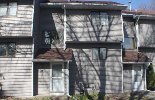 ***$500.00*** off June rent for signed lease starting June 1st.!! Elton Ridge townhome. photos photos