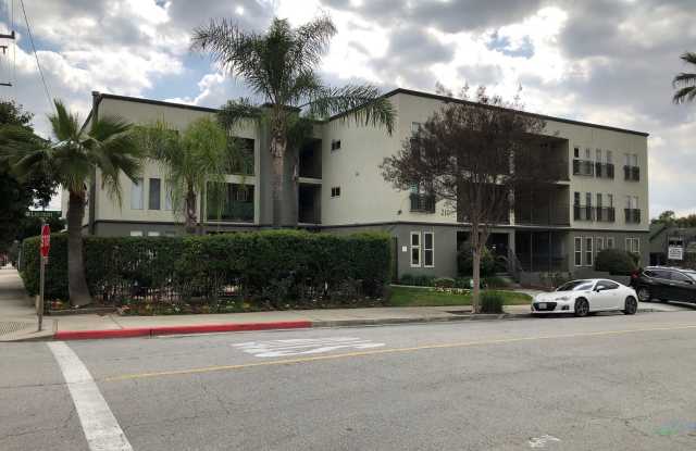 210 West Lemon Avenue photos photos