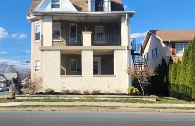 401 E Goepp Street unit: 1 photos photos