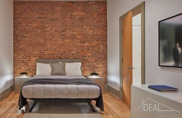 87 Washington Street Gallery 2