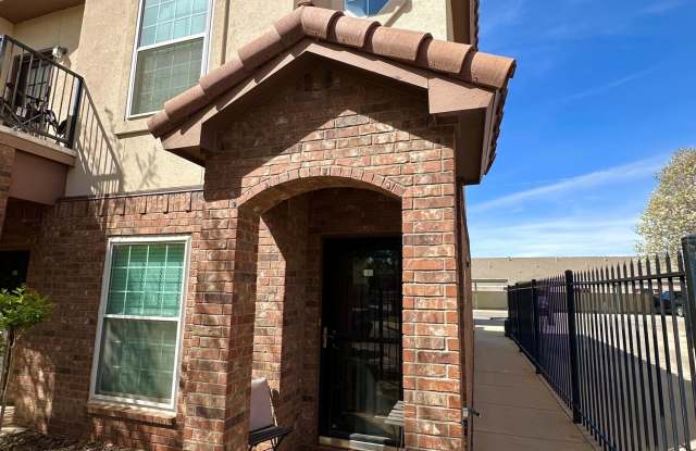 2108 Main Street photos photos