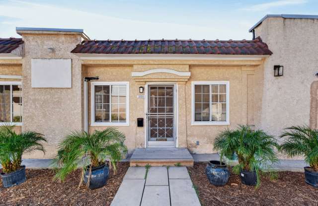 1850 S Berendo St Gallery 1